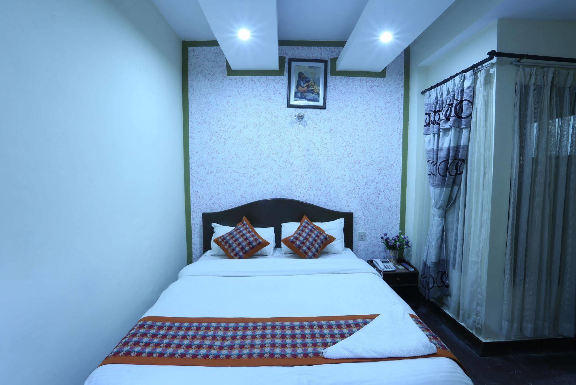 קטמנדו Oyo 153 Aster Hotel Nepal מראה חיצוני תמונה